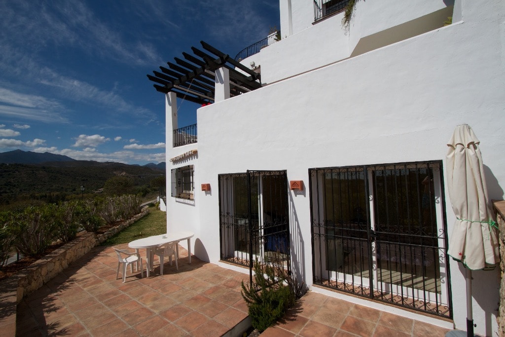 Exterior view of Toledo Uno with mountains