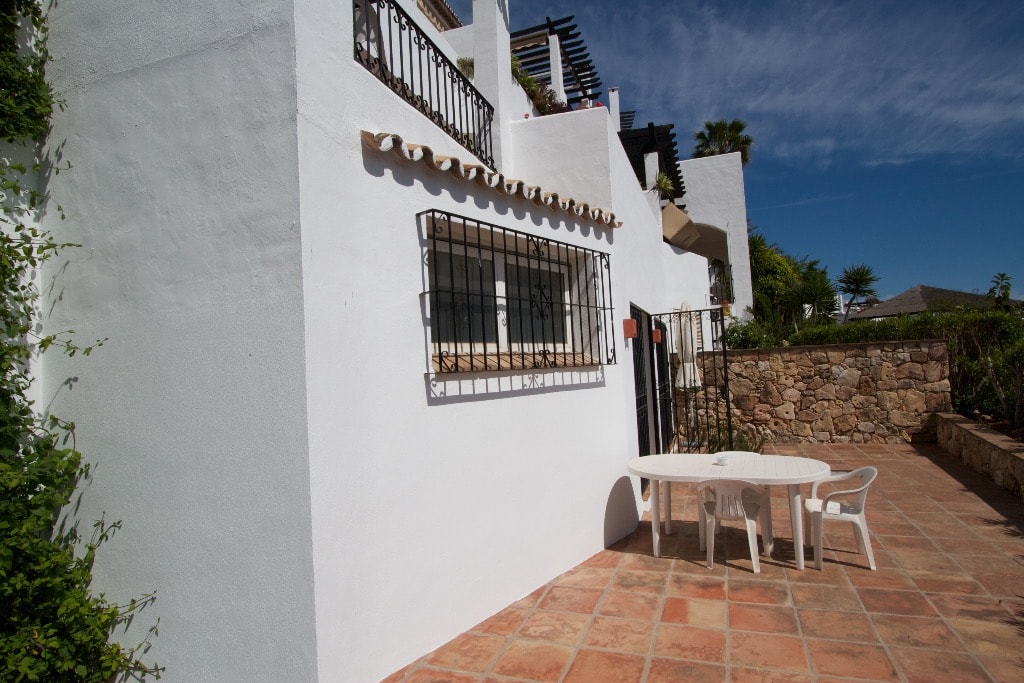 Toledo Uno exterior with private terrace and garden gate